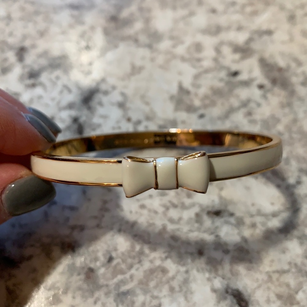 Kate Spade ♠️ White Bow Bangle